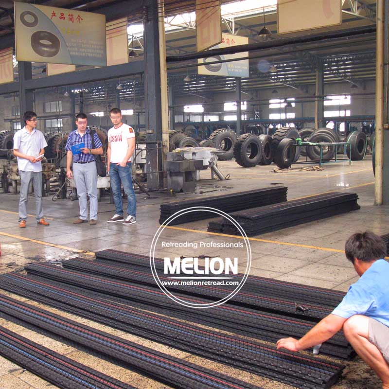 tire retreading machines